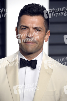 Vanity Fair Oscar Party 2017 in Beverly Hills