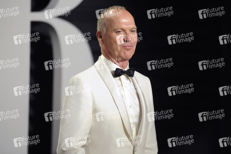 Vanity Fair Oscar Party 2017 in Beverly Hills