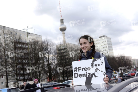 Demonstration für die Freilassung von Deniz Yücel in Berlin