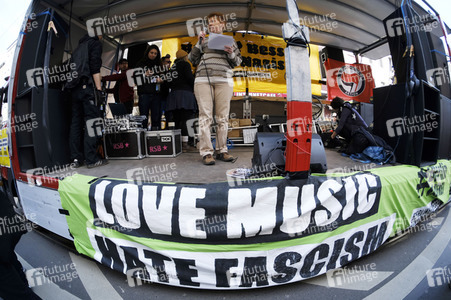 Demonstration 'Solidarität statt rechter Hetze' in Berlin