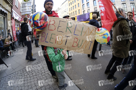 Demonstration 'Solidarität statt rechter Hetze' in Berlin