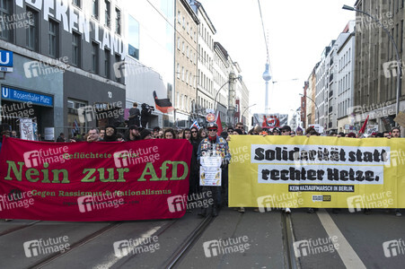 Demonstration 'Solidarität statt rechter Hetze' in Berlin