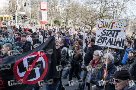 Demonstration 'Solidarität statt rechter Hetze' in Berlin