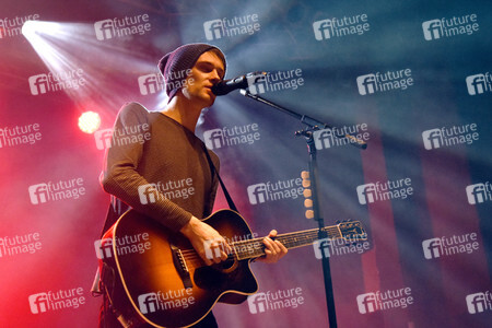 Konzert von Walking on Cars in Hannover