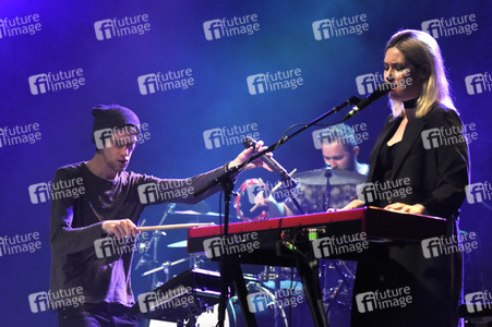 Konzert von Walking on Cars in Hannover
