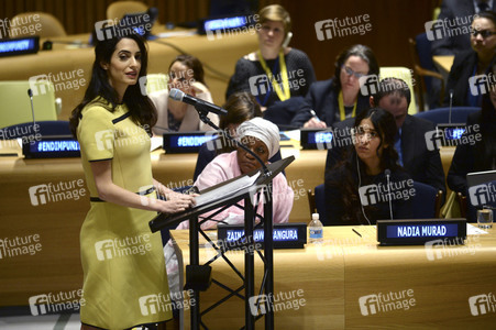 Amal Clooney spricht bei den Vereinten Nationen in New York
