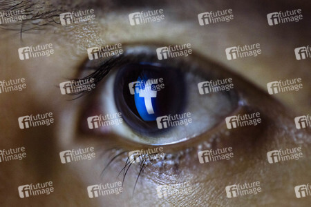 Symbolfoto Facebook