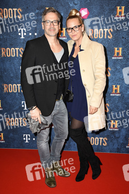 Preview der Serie 'Roots' in München