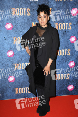 Preview der Serie 'Roots' in München