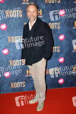 Preview der Serie 'Roots' in München