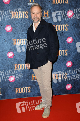 Preview der Serie 'Roots' in München