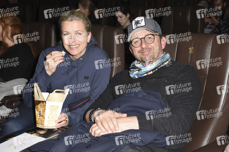 Preview der Serie 'Roots' in München