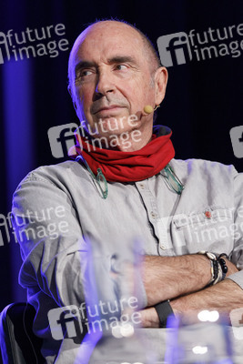 Iris Berben und Lluis Llach auf der lit.Cologne 2017 in Köln