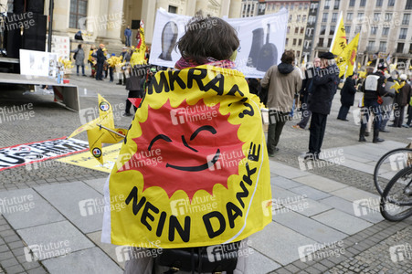 Kazaguruma Demonstration in Berlin