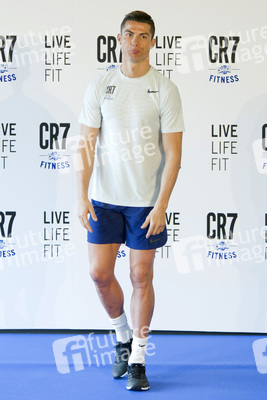 Cristiano Ronaldo präsentiert CR7 Crunch Fitness in Madrid