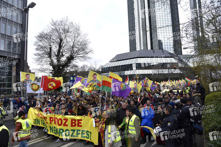 Kurden-Demonstration in Frankfurt