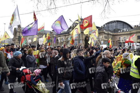 Kurden-Demonstration in Frankfurt