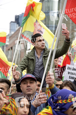 Kurden-Demonstration in Frankfurt