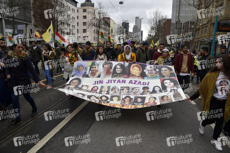 Kurden-Demonstration in Frankfurt
