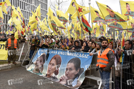 Kurden-Demonstration in Frankfurt