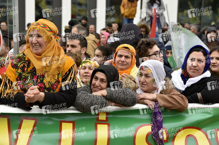 Kurden-Demonstration in Frankfurt