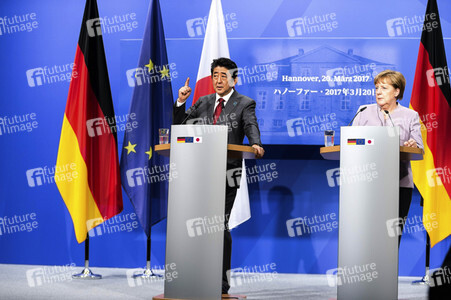 Pressekonferenz von Angela Merkel und Shinzo Abe in Hannover