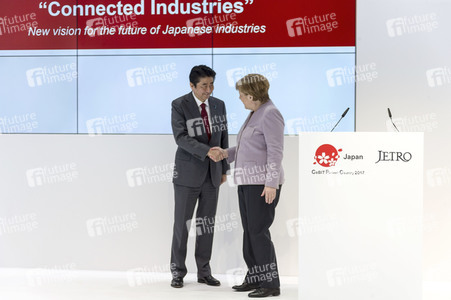 CeBIT Rundgang der Bundeskanzlerin Merkel in Hannover