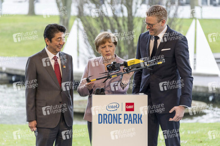 CeBIT Rundgang der Bundeskanzlerin Merkel in Hannover