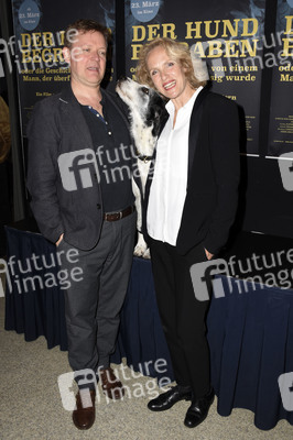 Filmpremiere 'Der Hund begraben' in München