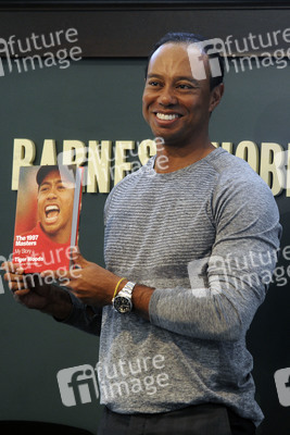 Signierstunde von Tiger Woods in New York