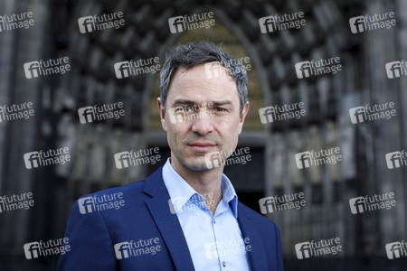 Exklusives Photoshooting mit Daniele Ganser in Köln