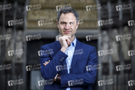 Exklusives Photoshooting mit Daniele Ganser in Köln