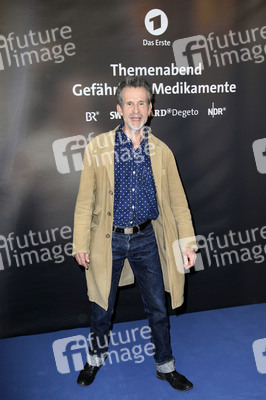 Photocall 'Gefährliche Medikamente' in Hamburg