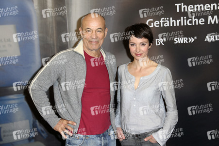 Photocall 'Gefährliche Medikamente' in Hamburg