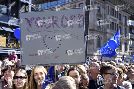 'Pulse of Europe' Kundgebung in Frankfurt