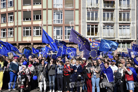 'Pulse of Europe' Kundgebung in Frankfurt