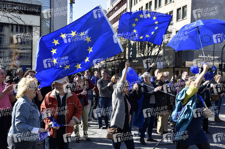 'Pulse of Europe' Kundgebung in Frankfurt