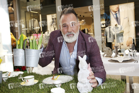 Charity Aktion 'The Perfect Easter Table' in Hamburg