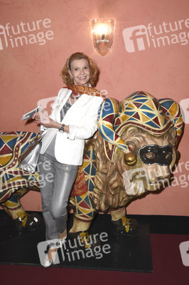 Theaterpremiere 'Anderthalb Stunden zu spät' in München
