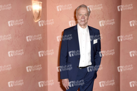 Theaterpremiere 'Anderthalb Stunden zu spät' in München