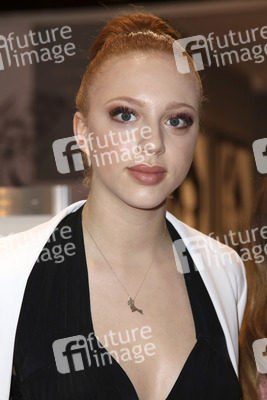 Anna Ermakova auf der Beauty Messe in Düsseldorf