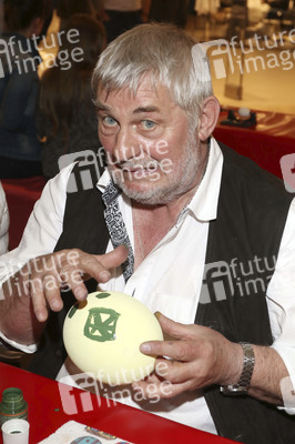 Charity Aktion 'The Perfect Easter Table' in Hamburg