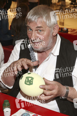Charity Aktion 'The Perfect Easter Table' in Hamburg
