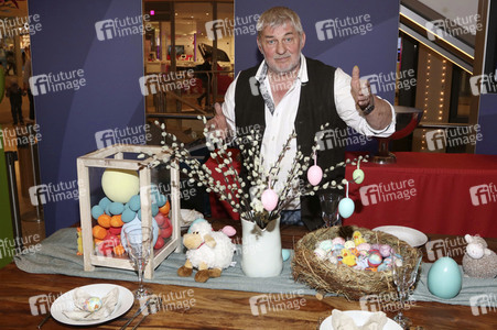 Charity Aktion 'The Perfect Easter Table' in Hamburg