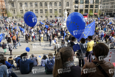'Pulse of Europe' Demonstration in Berlin
