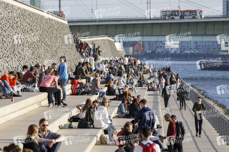 Am Rheinboulevard in Köln