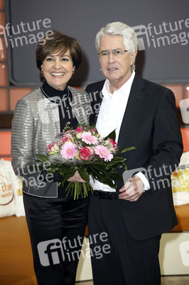 Fototermin bei der TV Überraschungsshow zum 75. Geburtstag von Frank Elstner in Berlin