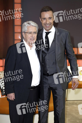 Fototermin bei der TV Überraschungsshow zum 75. Geburtstag von Frank Elstner in Berlin