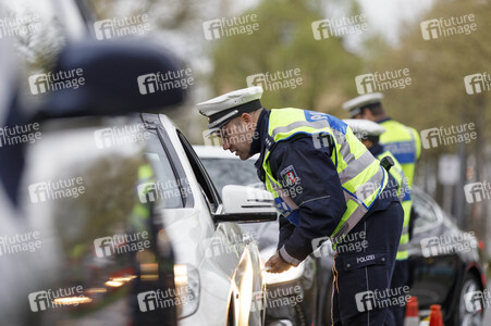 Symbolfoto Verkehrskontrolle