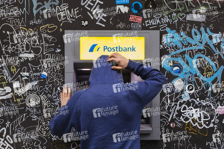 Symbolfoto Gebühren am Automaten